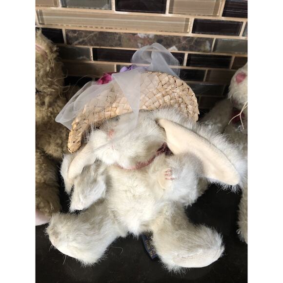 90's BUNNY RABBIT Lot Of 3 PLUSH Vtg Bunnies & MORE BOYDS bears & TY Bundle - Picture 4 of 9